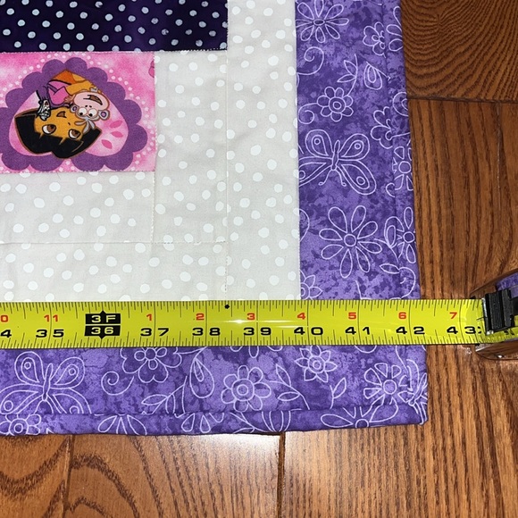 Dora the explorer with her monkey boots pink and purple quilt - Picture 4 of 9